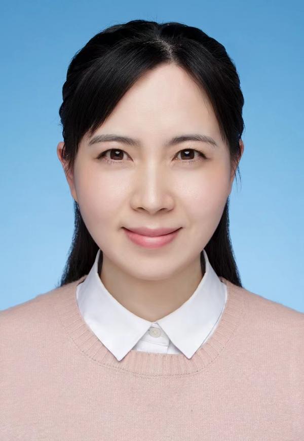 杜雪玥.jpg